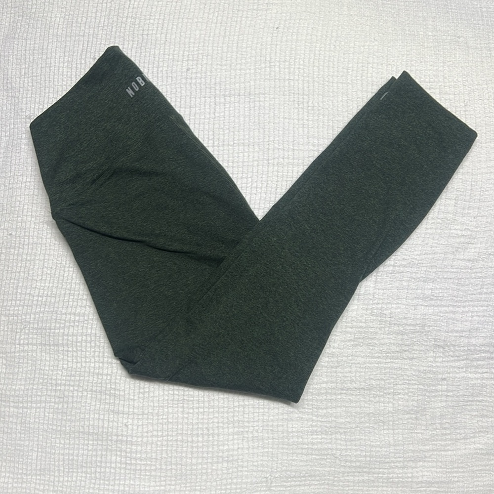 Nobull high rise thight leggings 21” size small army green